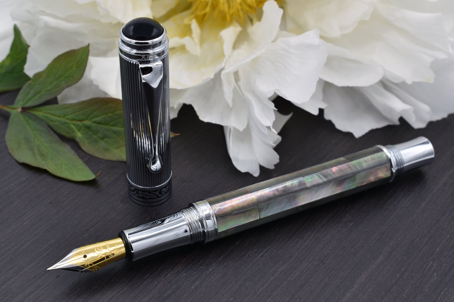 Maestro Black MOP Chrome F Fountain pen with a peony flower