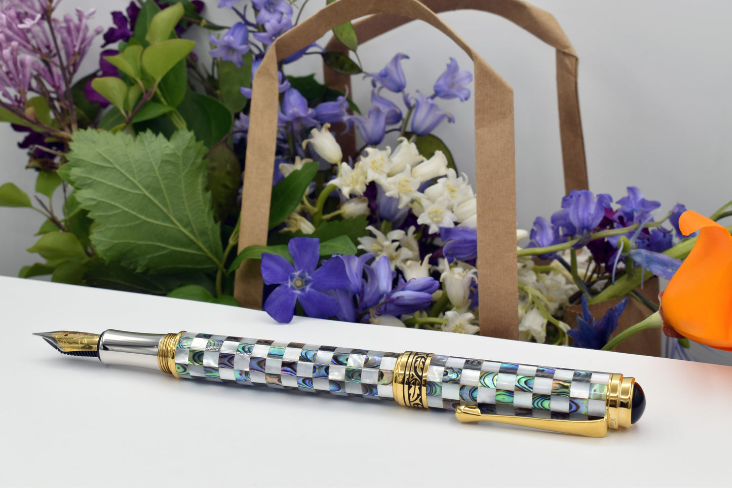 Maestro Jubilee Classic Of The Ocean FG Fountain pen with wildflowers