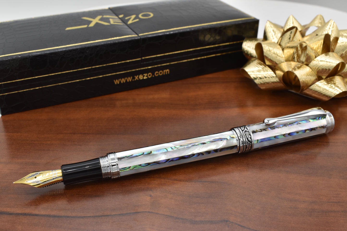 Maestro Jubilee MOP Paua Stripe F-1 Fountain pen with clamshell box and gold bow