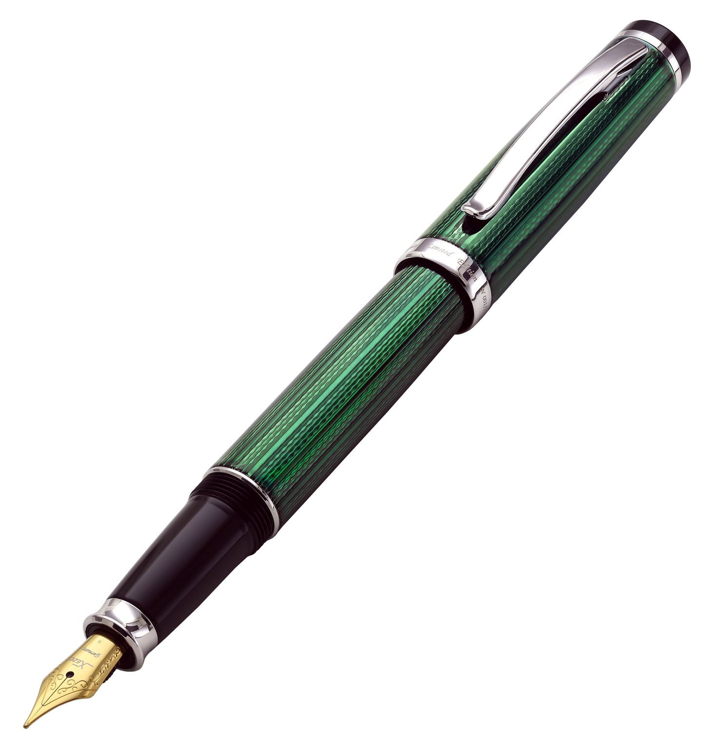 Xezo - 3D angled view of the front of the Incognito Forest FM fountain pen