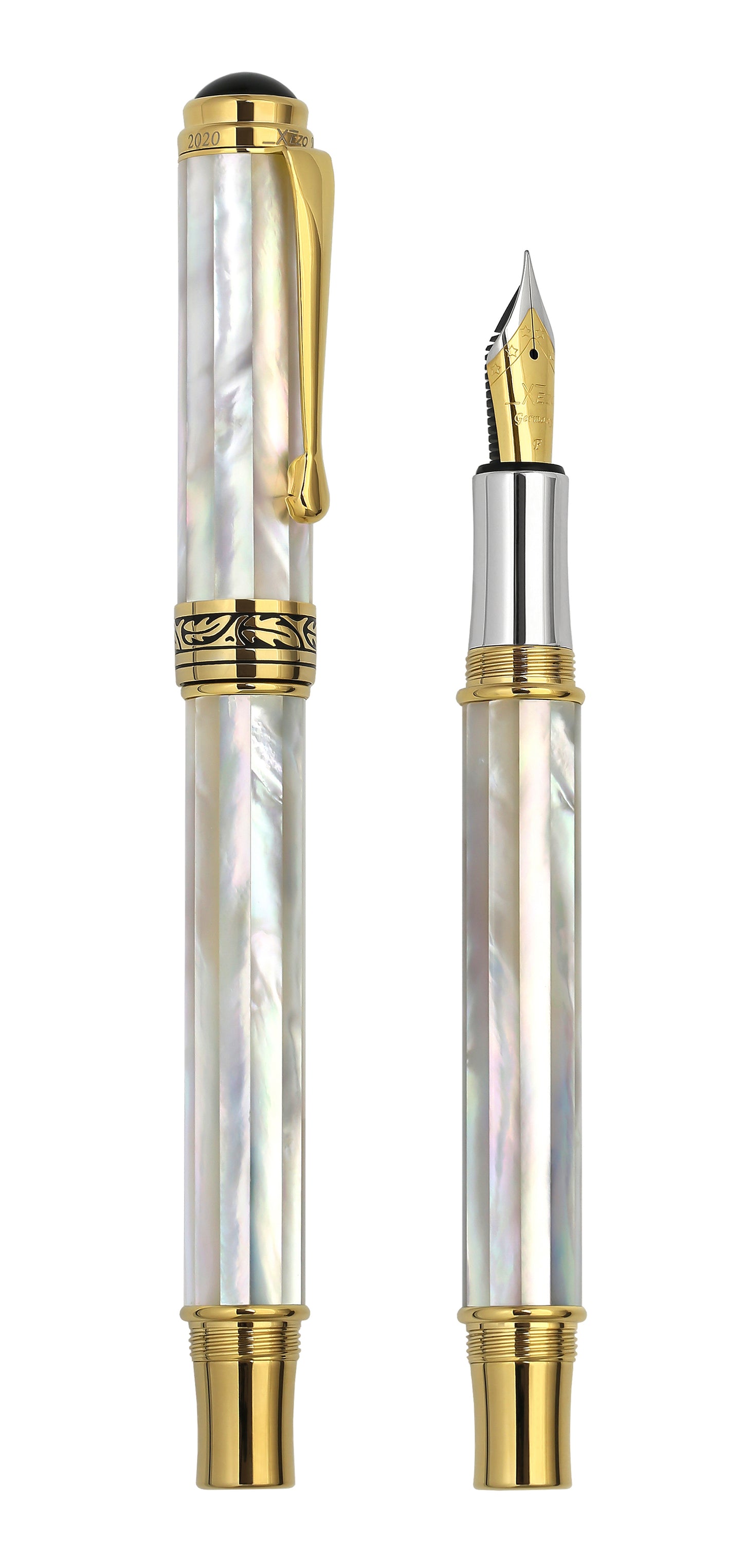 Xezo – Comparison between 3/4 view of the capped and uncapped Maestro White MOP F fountain pens