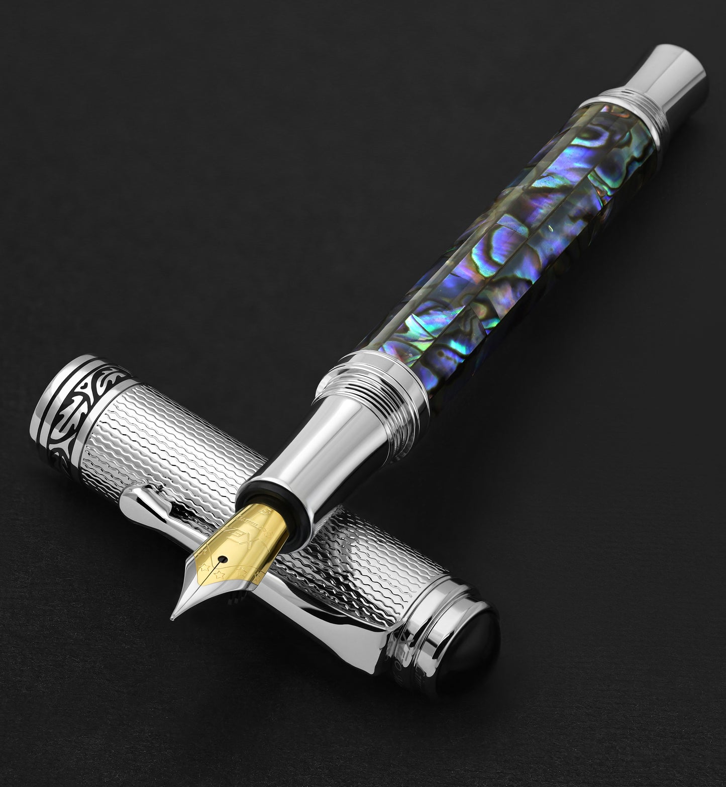 Maestro® Paua Abalone Sea Shell Fountain Pen (Fine Nib) - Chrome Plated