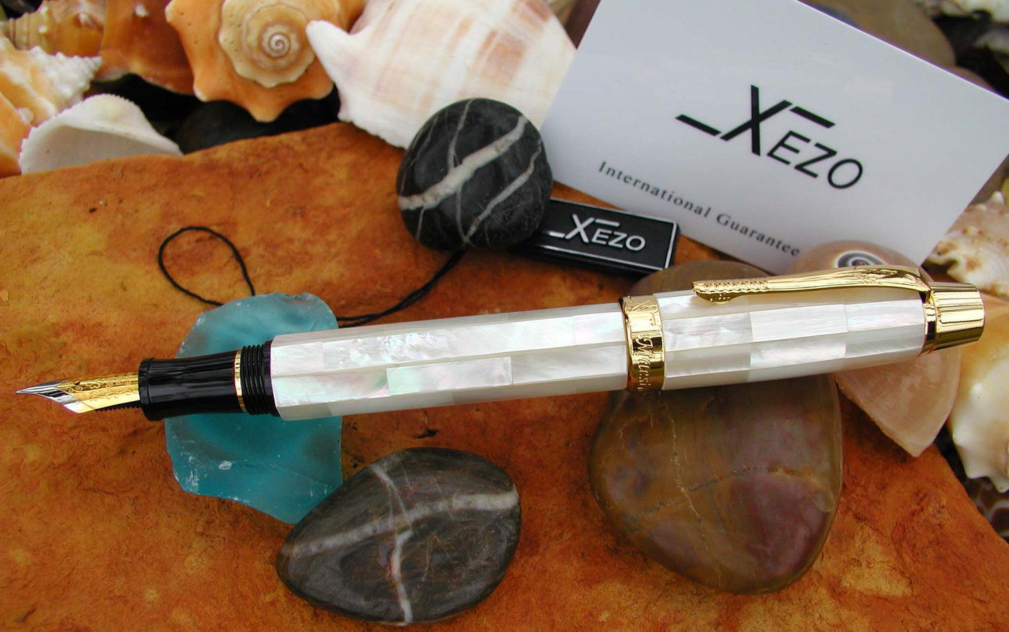 Xezo - Maestro All Mother of Pearl FG