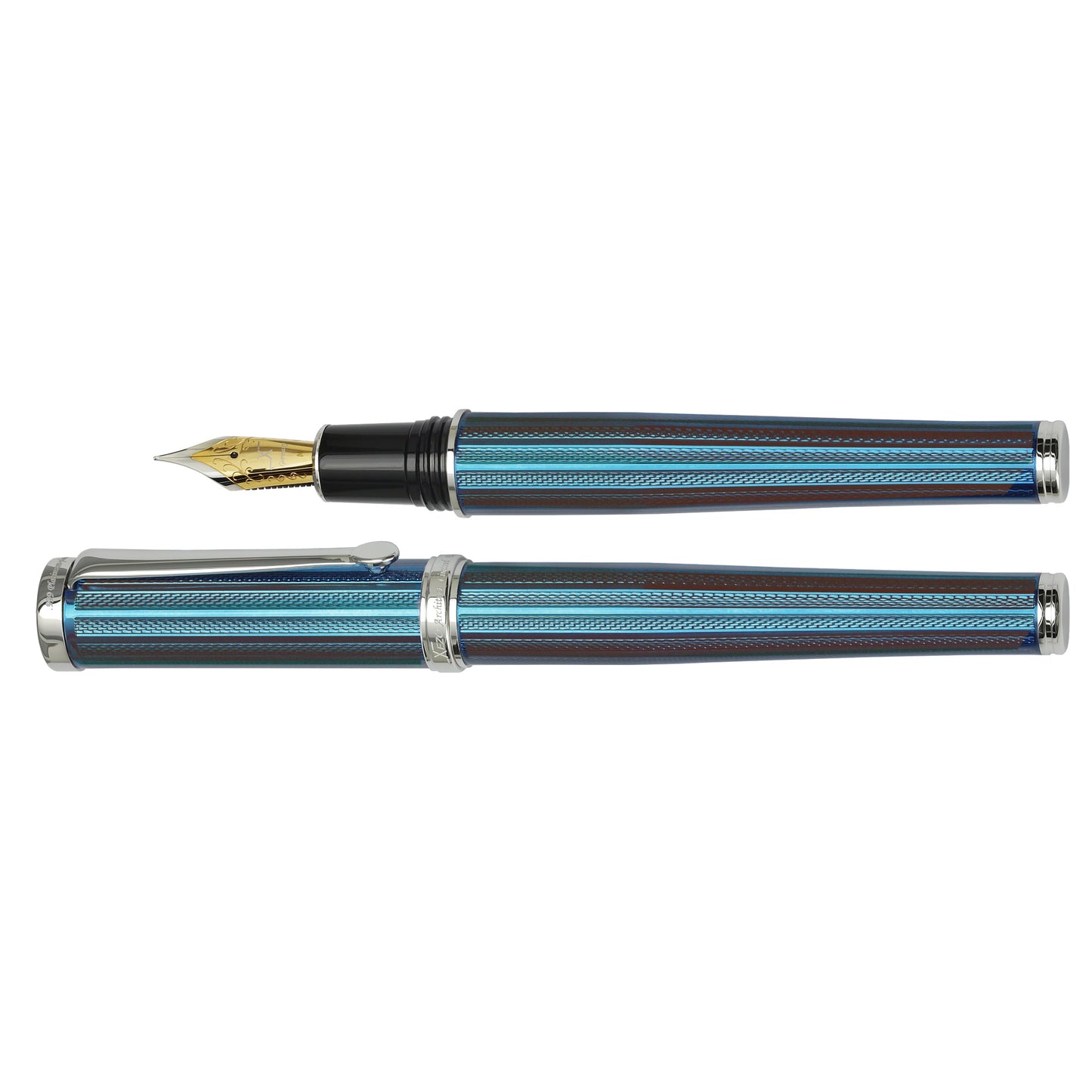 Xezo - Comparison between capped and uncapped Architect Azure Blue FM fountain pens