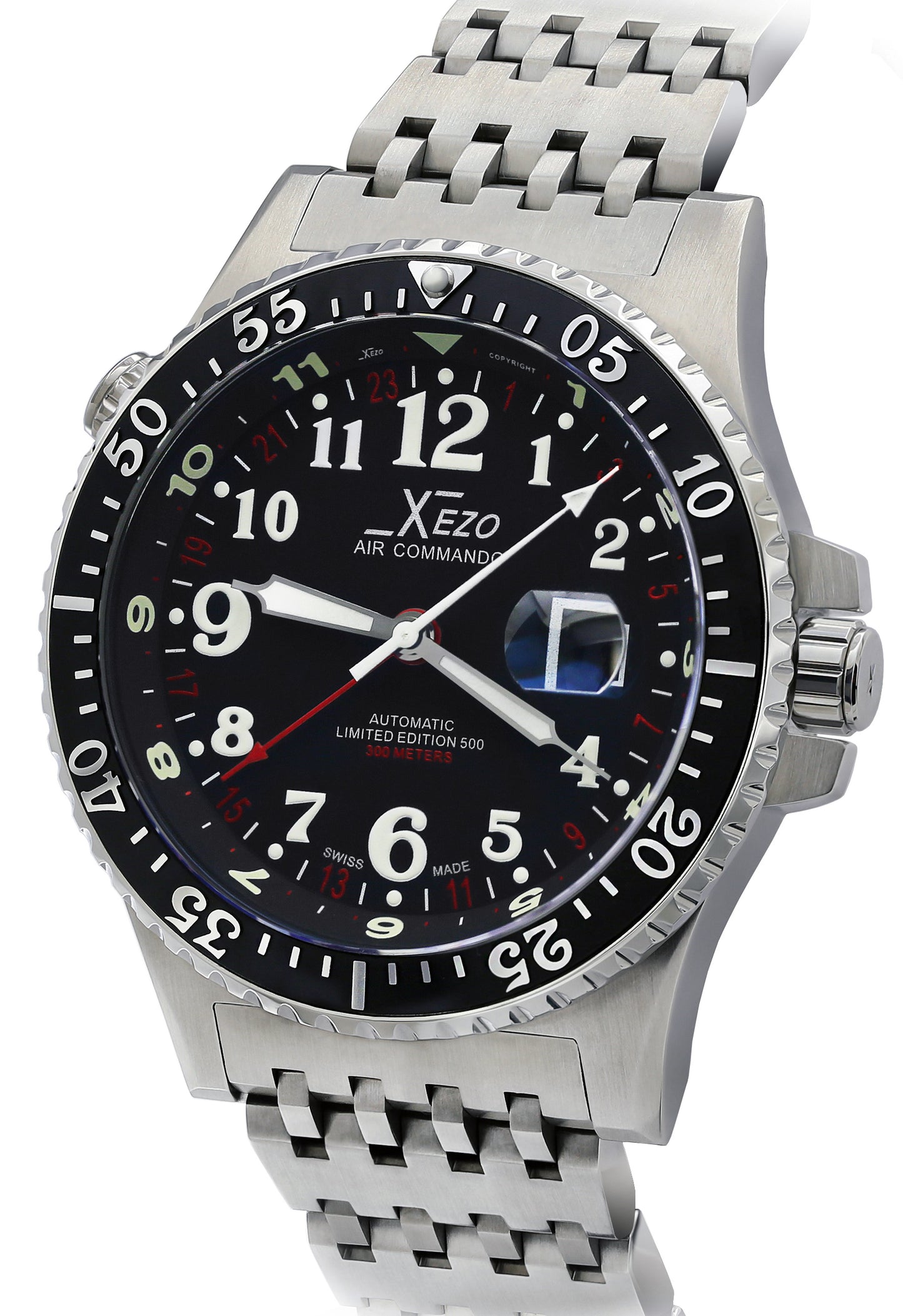 Xezo - Angled view of the front of the Air Commando D45-R watch