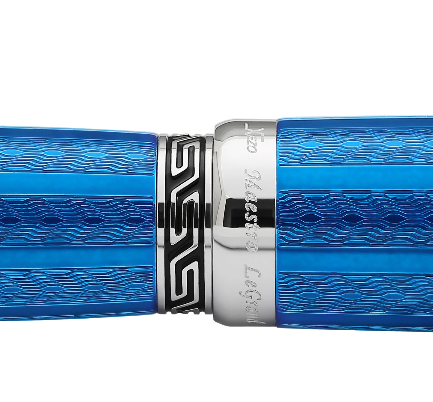 Xezo - Image of the patterned middle ring of the Maestro LeGrand Tanzanite F fountain pen
