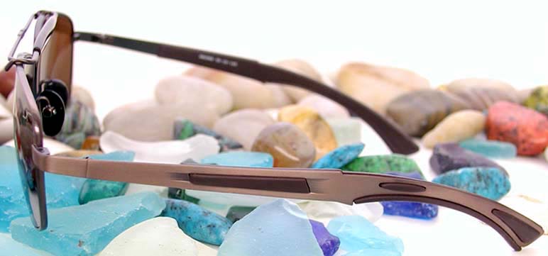 Xezo - Side view of a pair of Dauntless 3000 sunglasses