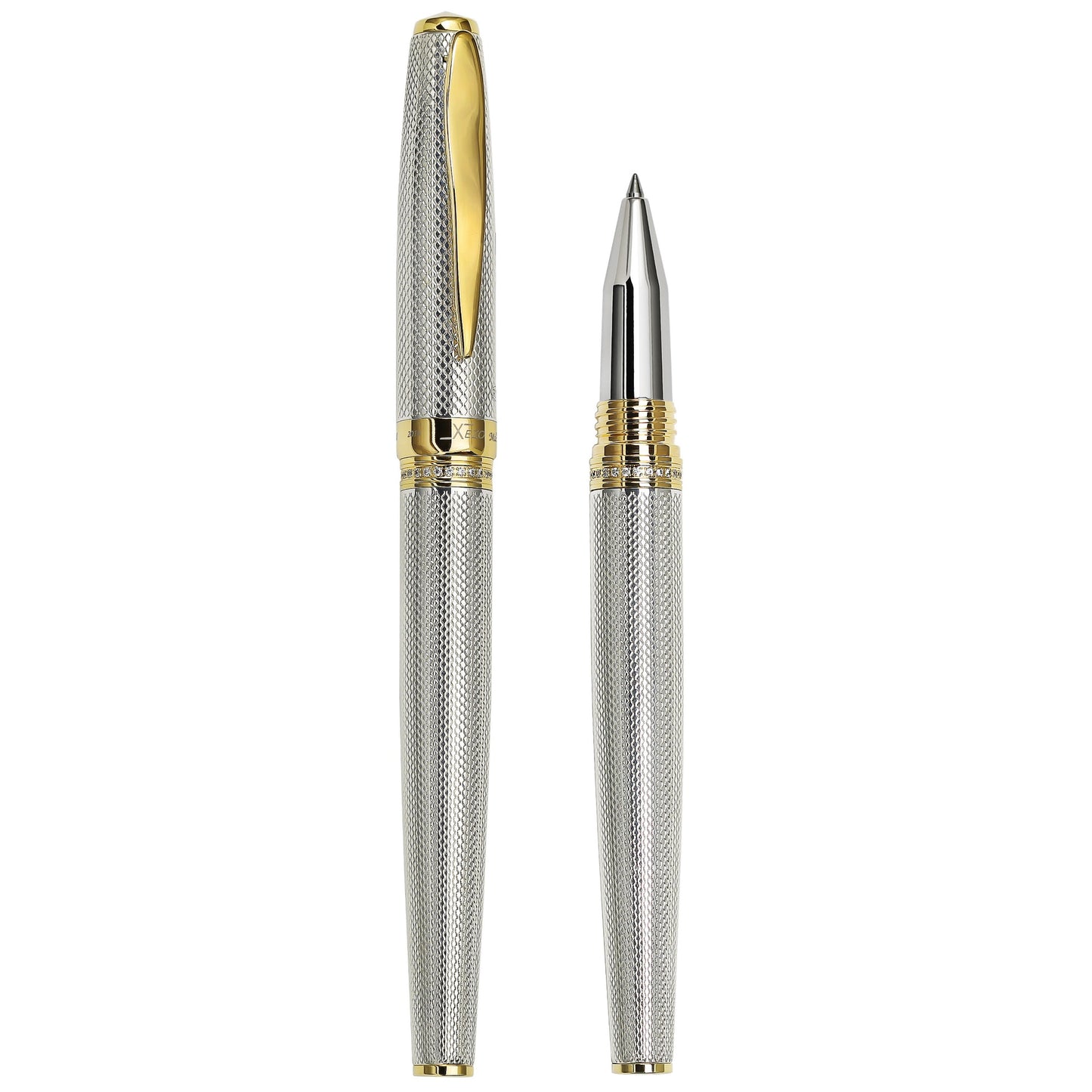 Xezo - Comparison between capped and uncapped Maestro 925 Sterling Silver R-G rollerball pens