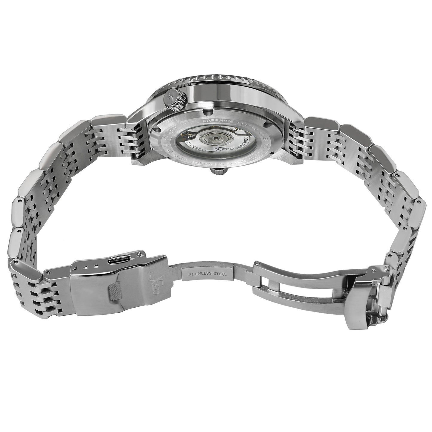 Xezo - Angled overview of the side of the Air Commando D45-R watch