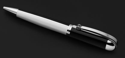 Xezo - Angled 3D view of the back of the Visionary Black/White B Ballpoint pen