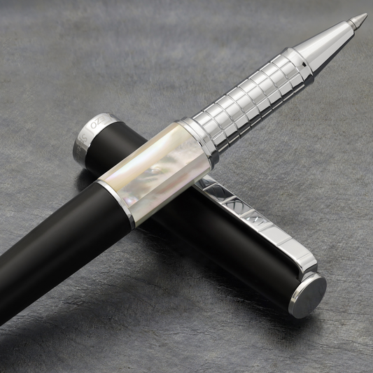 Close up of Speed Master Black R-WC Rollerball pen