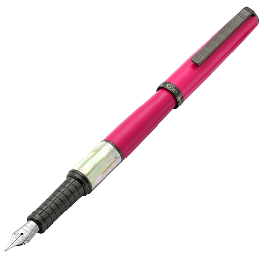 Xezo - Angled 3D view of the front of the Speed Master Cerise EF-WGM Fountain pen