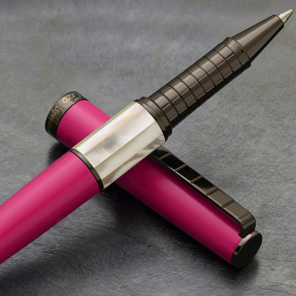 Close up of Speed Master Cerise R-WGM Rollerball pen