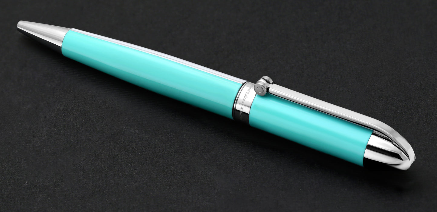 Xezo - Angled view of the side of the Visionary Sky Blue/White B ballpoint pen in neutral-tip position