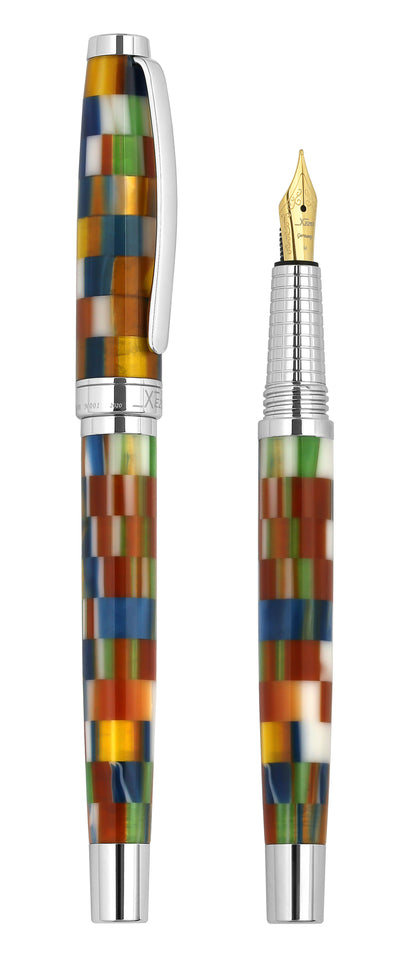 Xezo – Comparison between 3/4 view of capped and uncapped Urbanite II Jazz FM fountain pens