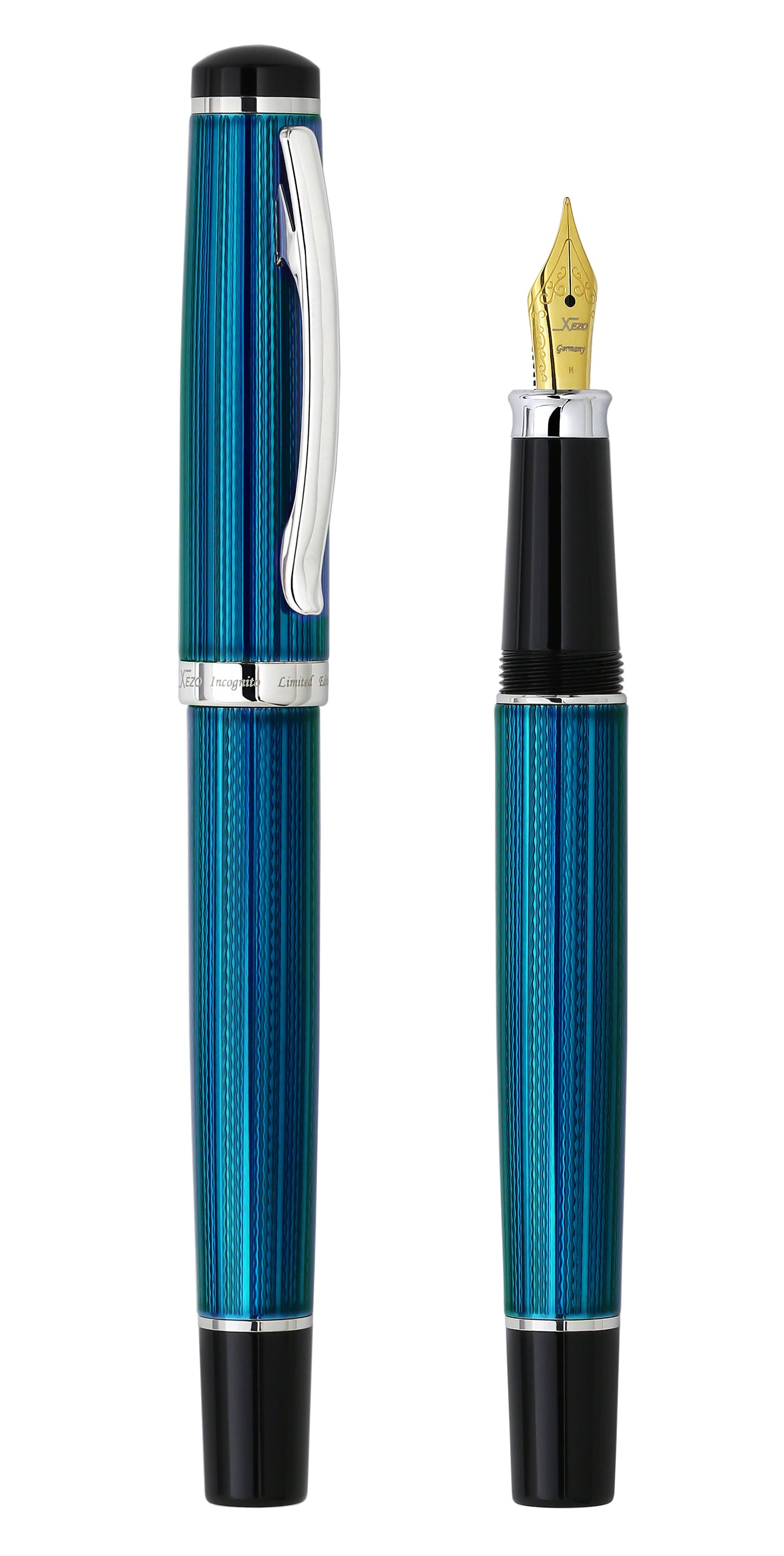 Xezo - Comparison between angled side view of capped and uncapped Incognito Blue FM fountain pens