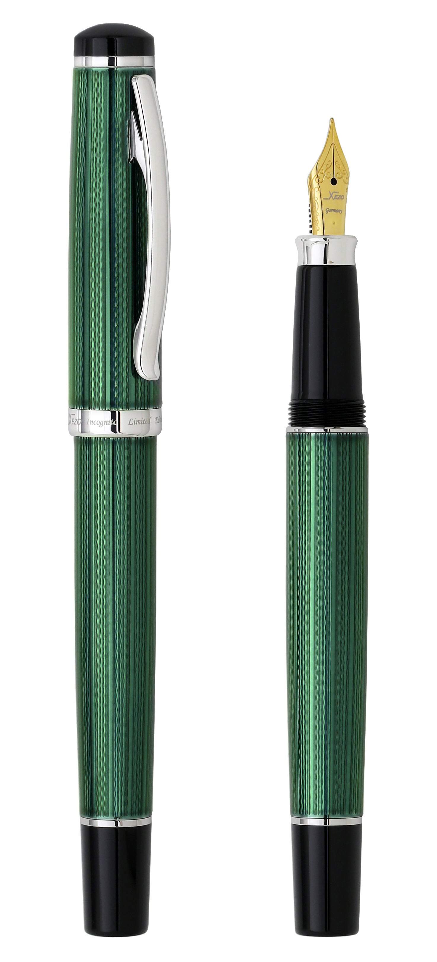 Xezo - Comparison between the angled view of the capped and uncapped Incognito Forest FM fountain pens