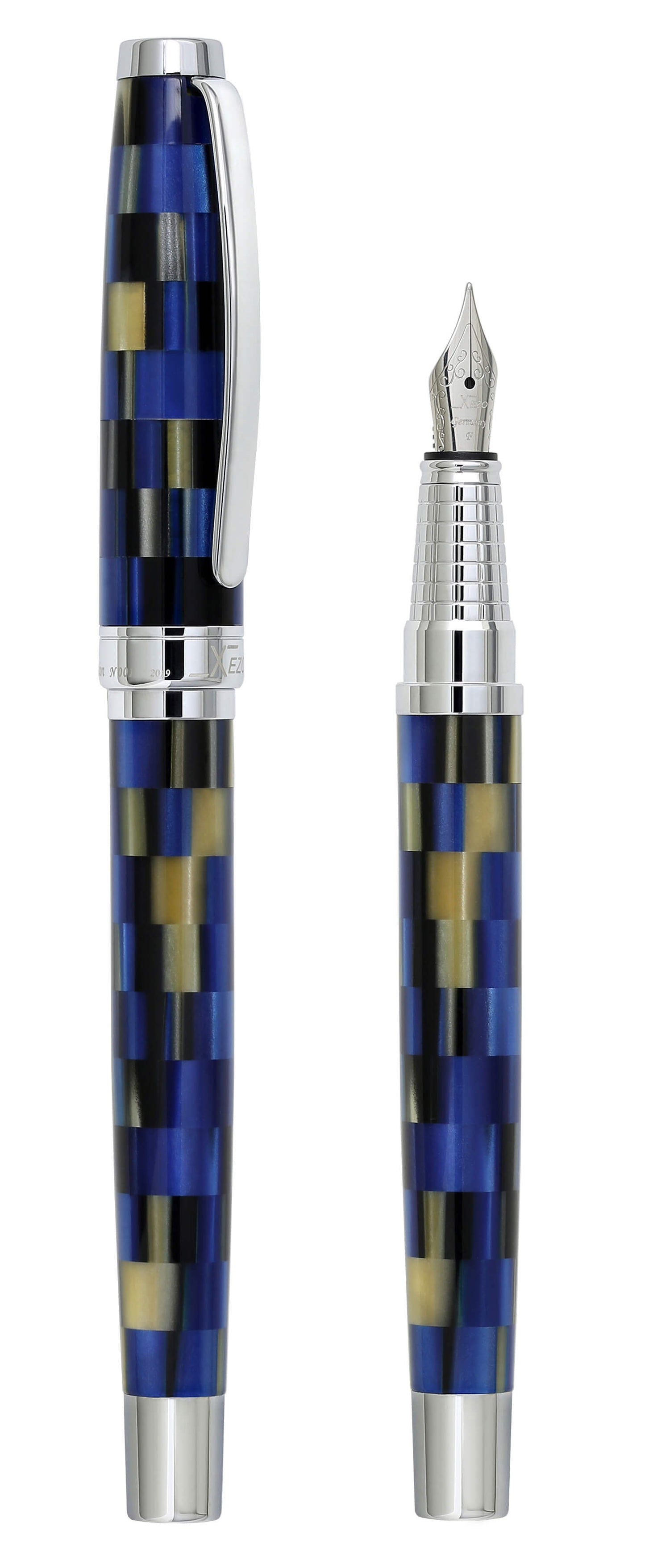 Xezo – Comparison between 3/4 view of the capped and uncapped Urbanite Blue F fountain pens