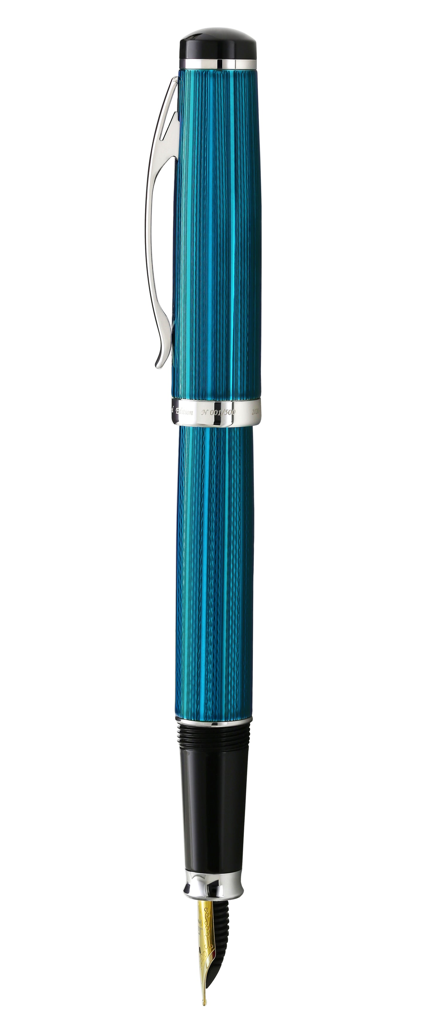 Xezo - Side view of the Incognito Blue FM fountain pen