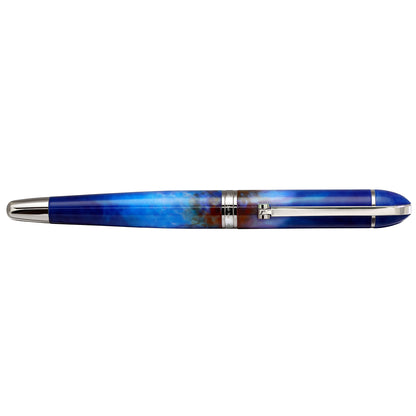 Xezo - Front view of a capped O Sole Mio F fountain pen
