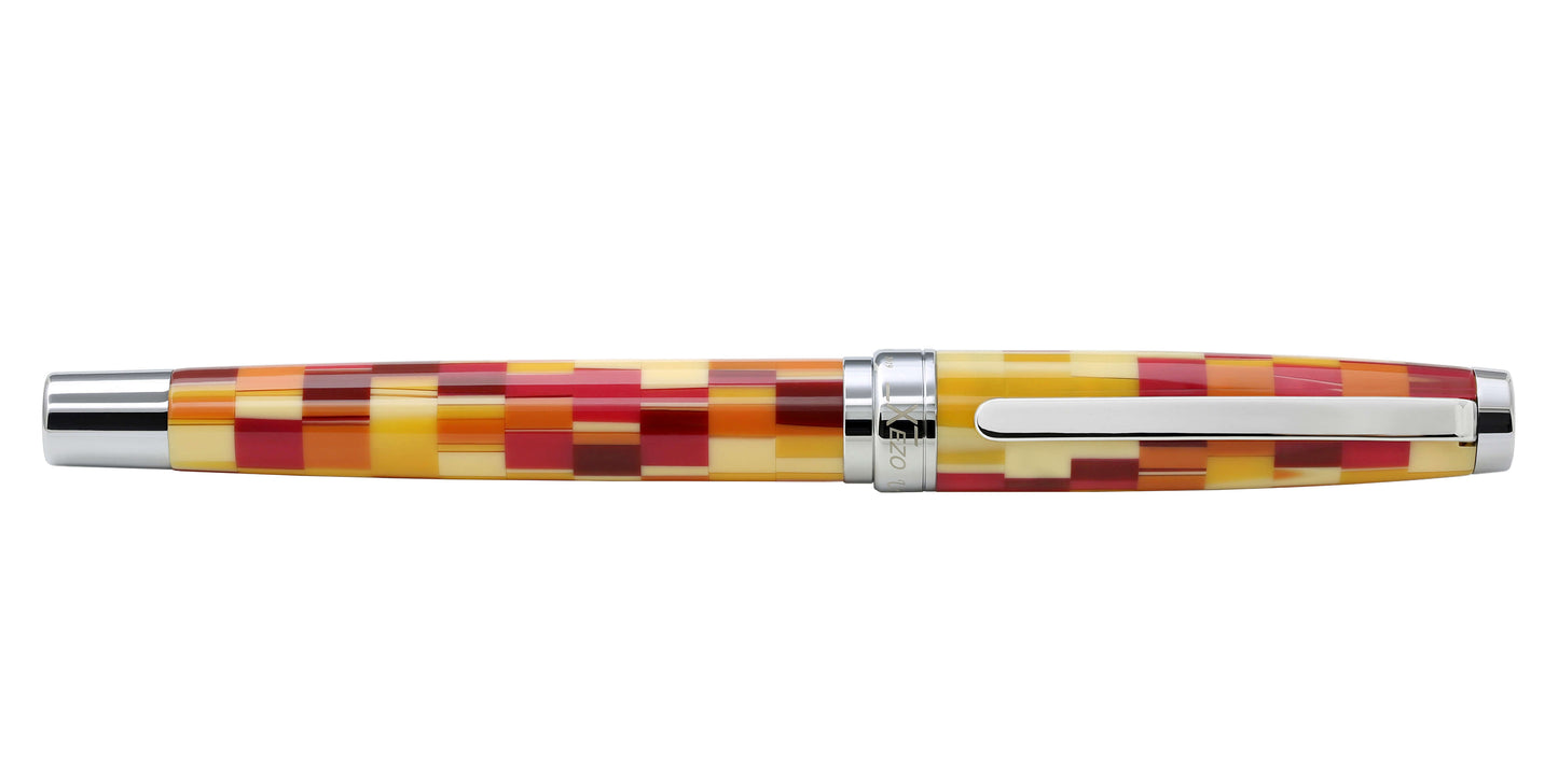 Xezo - Front view of a capped Urbanite Red F fountain pen