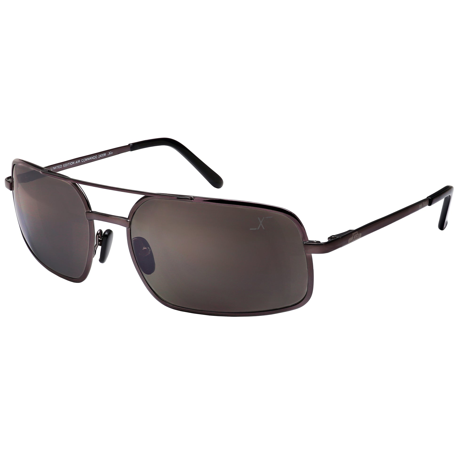 Xezo - Angled view of the front of a pair of Air Commando 2400 R sunglasses