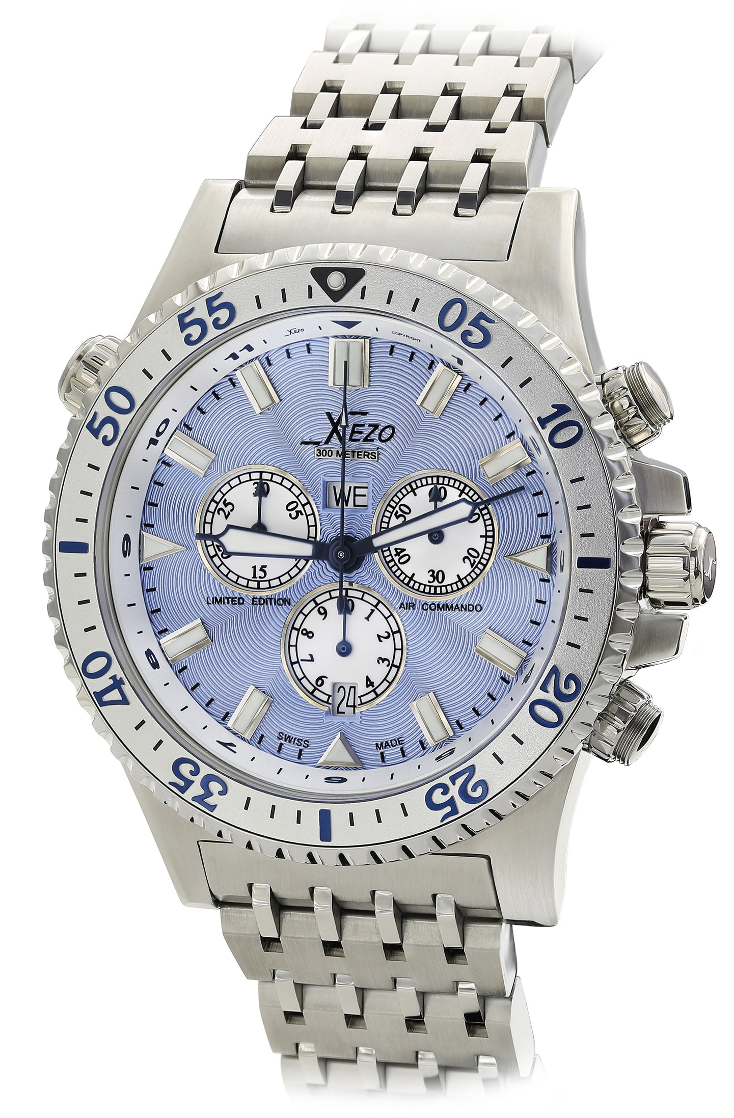 Xezo - Angled front view of the Air Commando D45-SB watch