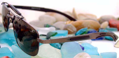 Xezo - Angled sideview of a pair of Dauntless 3000 sunglasses