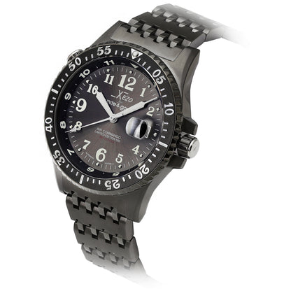 Xezo - Angled front view of the Air Commando D45-G watch