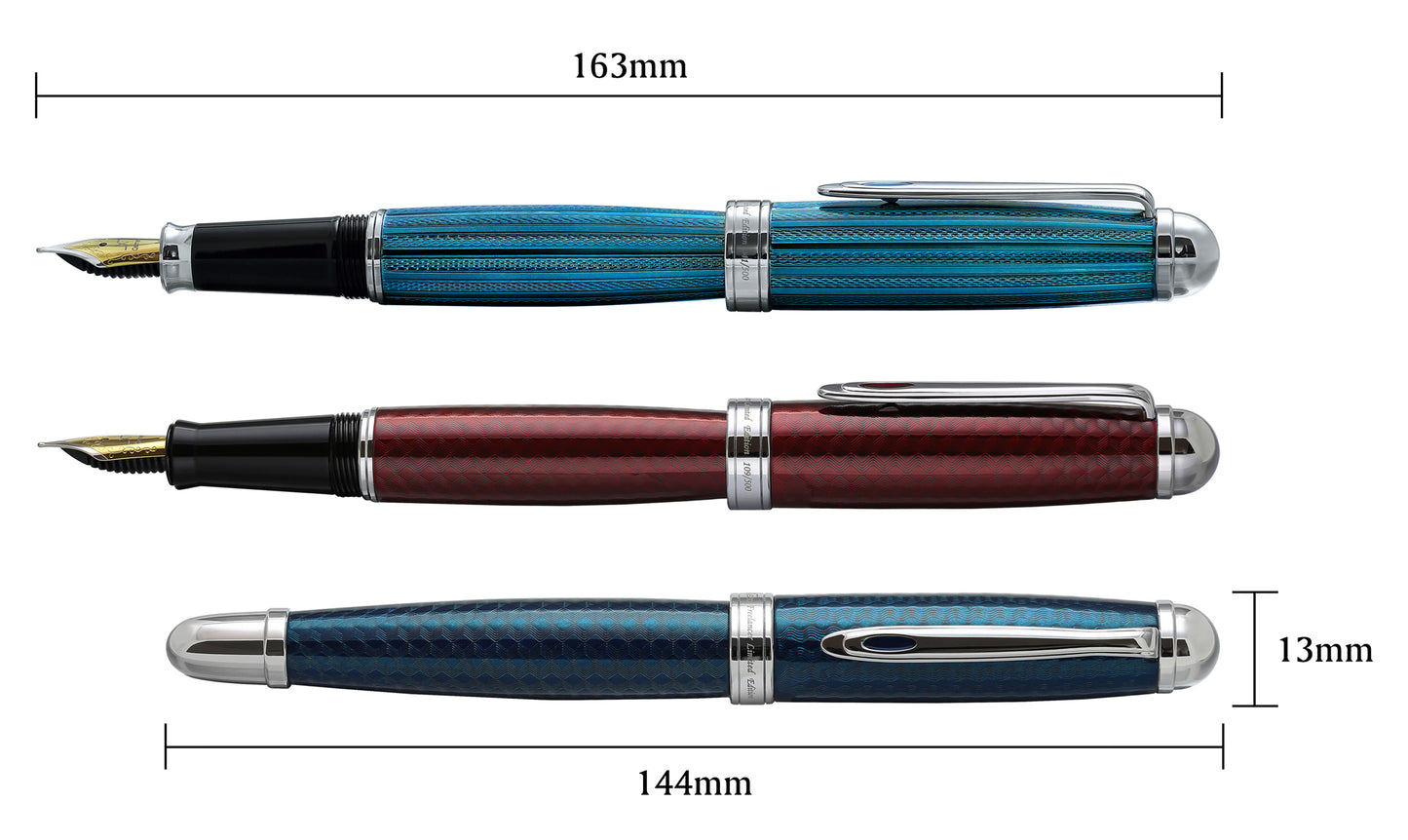 Xezo - Comparison between capped and uncapped Freelancer Venetian Blue F-2 fountain pens and an uncapped Freelancer Dark Burgundy fountain pen. The uncapped size of the pen reads 163mm in length and the capped size of the pen reads 144mm in length and 13mm in width.